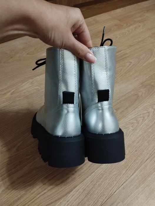 Чоботи Zara нові