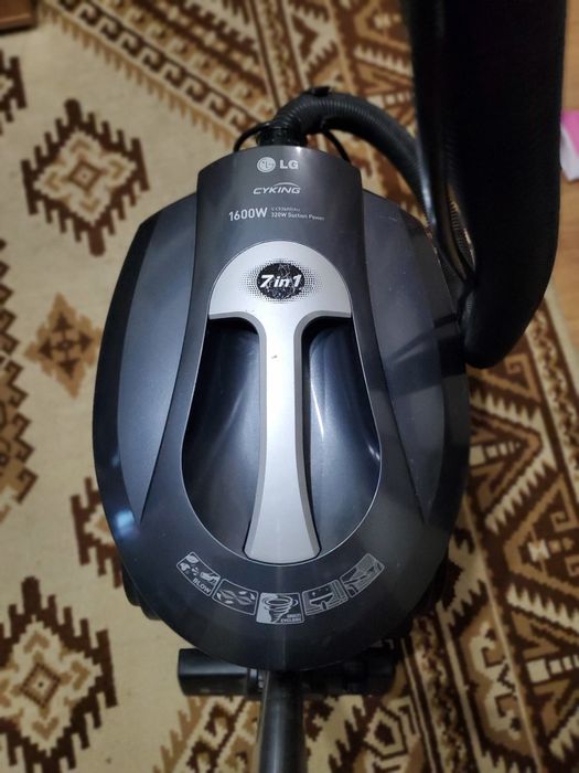 Миючий пилосос LG Cyking Б/У