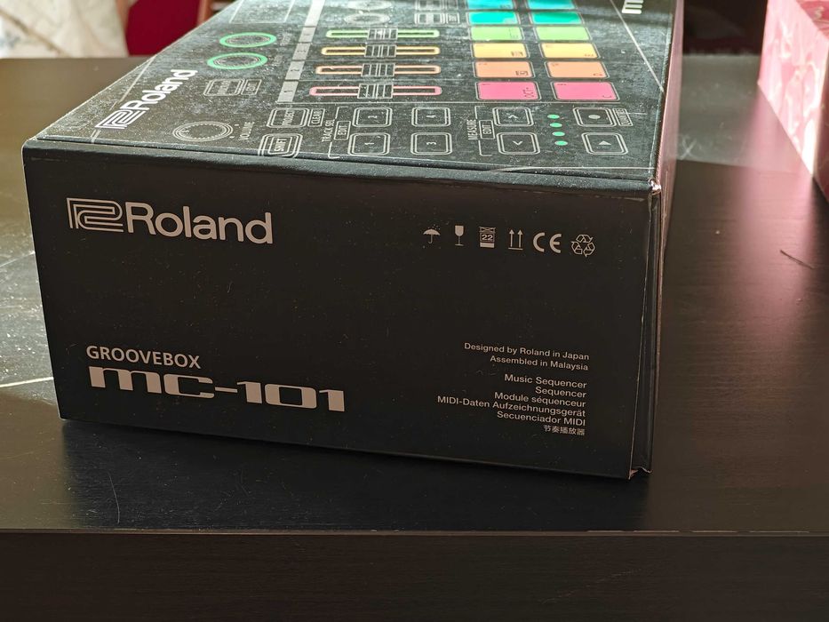 Groovebox/Drum machine Roland MC101 Nowy