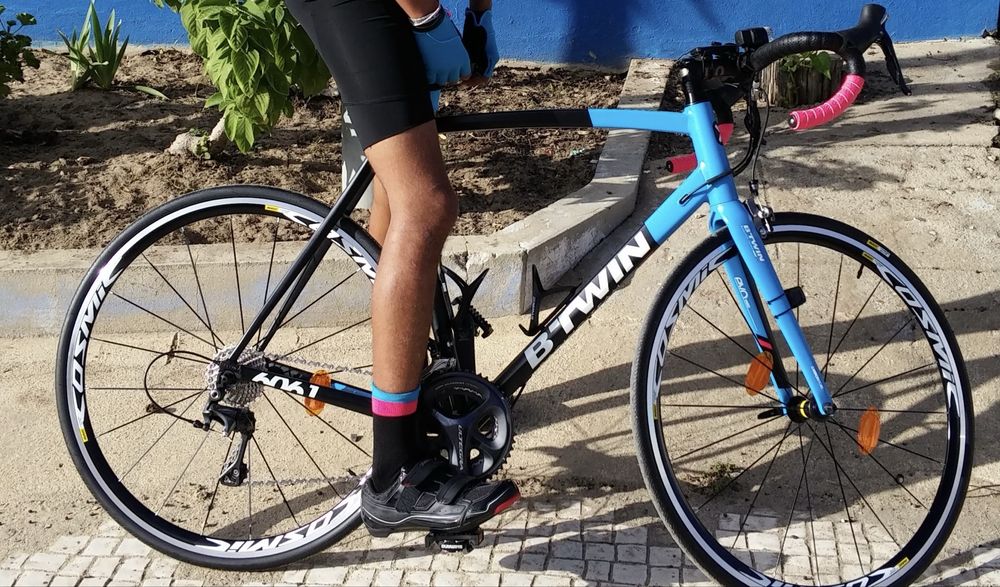 Bicicleta estrada BTwin ultra 720 AF