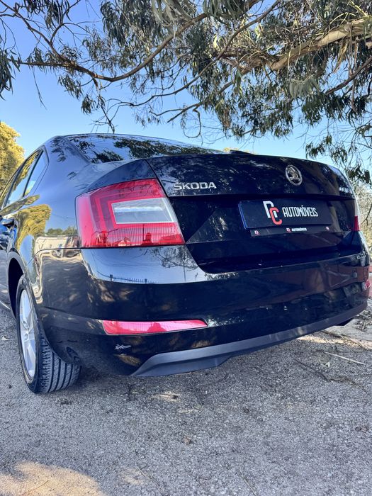 SKODA OCTAVIA 1.6 tdi 2016 otimo estado geral — photo 3