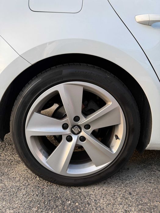 Opony letnie DUNLOP/HANKOOK 225/45/17 KOMPLET