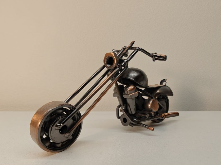 Metalowy model motocykla - spawany ręcznie robiony
