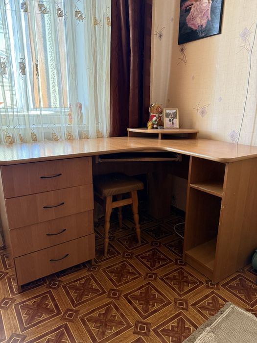 комп’ютерний стіл кутовий Оболонь