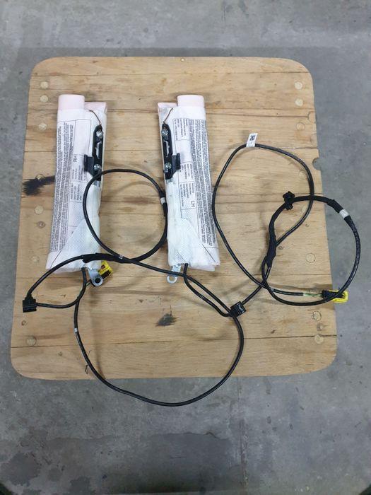 Продам подушки безпеки на передні сидіння Volkswagen Passat b7