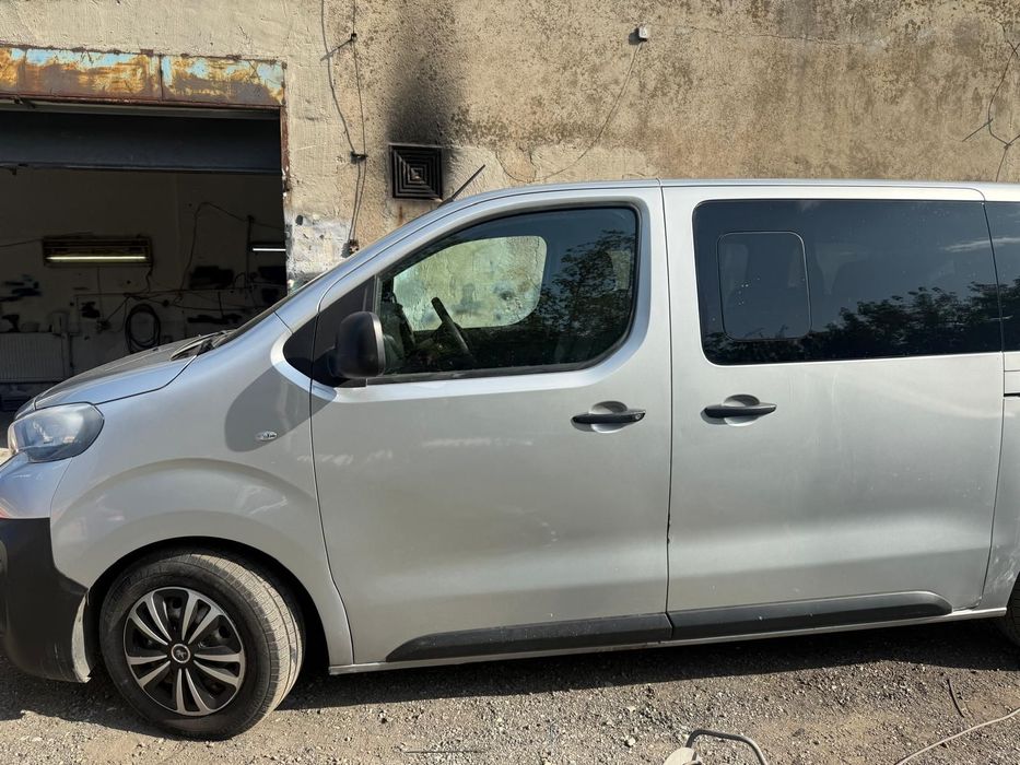 Peugeot Expert Peugeot Expert traveller 9 osobowy