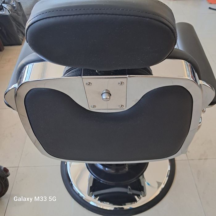 Sprzedam fotel barberski