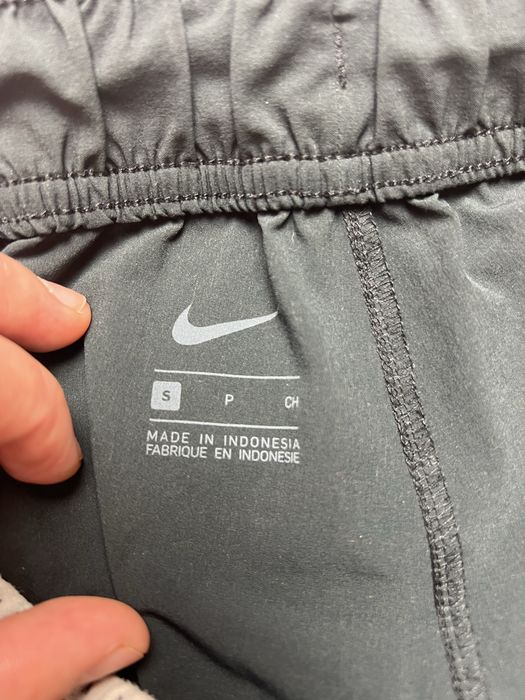 Spodnie Nike dresowe W Nk Air pants