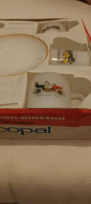 Arcopal Chavenas vintage.
