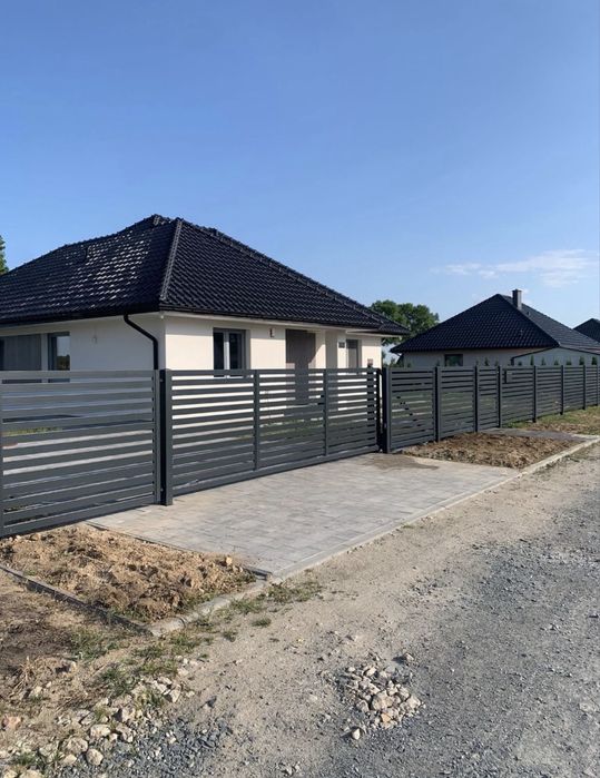 Bramy ogrodzenia na wymiar kute nowoczesne grzebieniowe palisadowe
