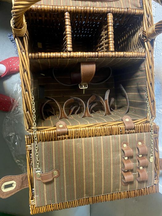 Kosz wiklinowy piknikowy