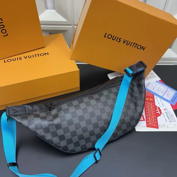 Сумка бананка Louis Vuitton Discovery Bumbag