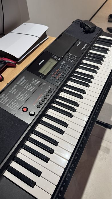 Синтезатор Casio CT-X700
