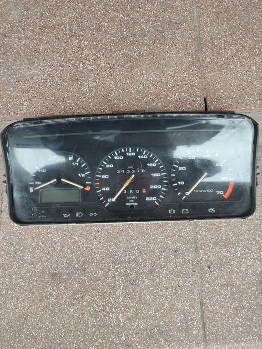 Пластик та багато іншого Фольксваген Пасат б3 VW Volkswagen Passat 1.8