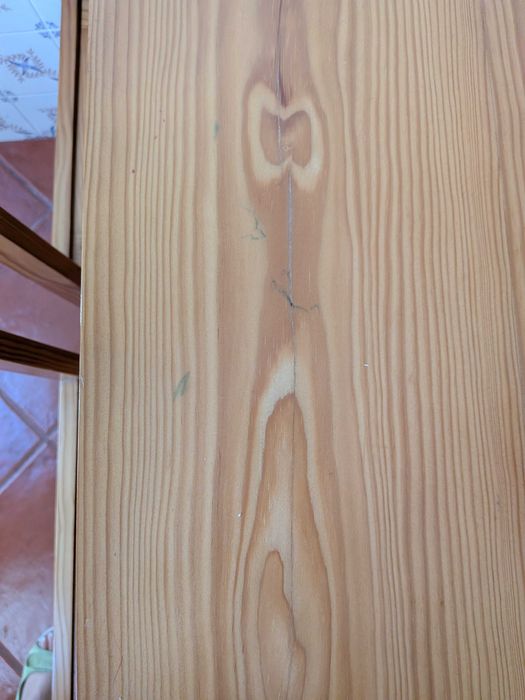 Mesa de refeição em Madeira Maciça com 6 Cadeiras