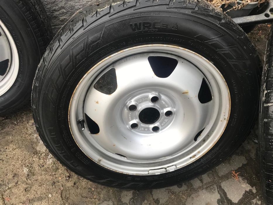 Felgi  17 cali z oponami zimowymi do WW T5