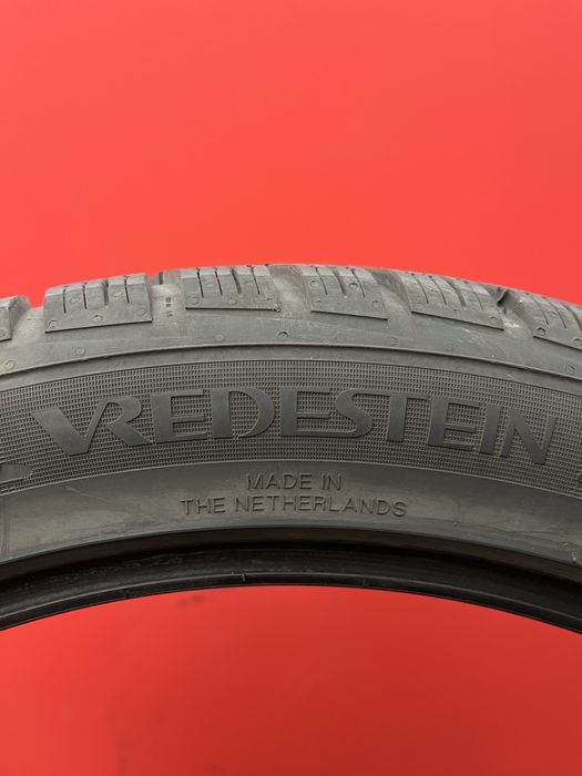 275/40/21 i 315/35/21 Vredestein 4 opony zimowe