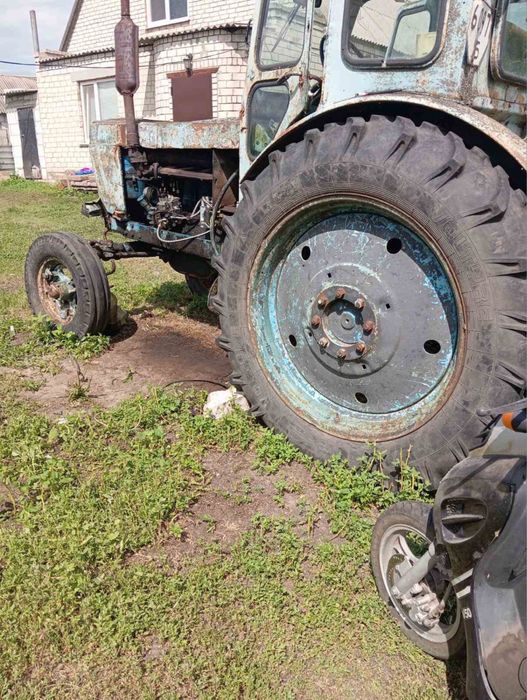 Продається  трактор
