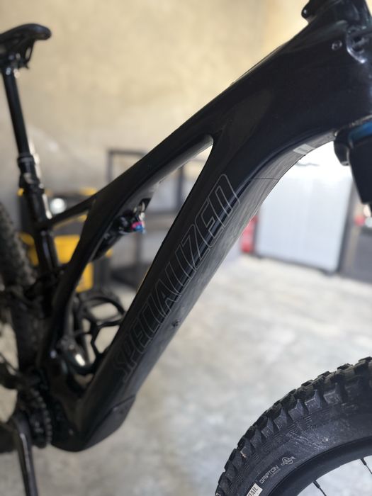 Specialized em carbono