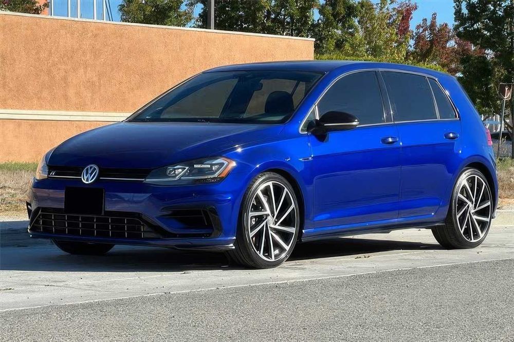 Volkswagen Golf R      2019