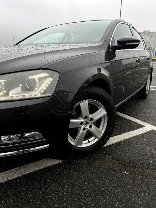 Volkswagen Passat B7 * 2011 * Оригінальний пробіг