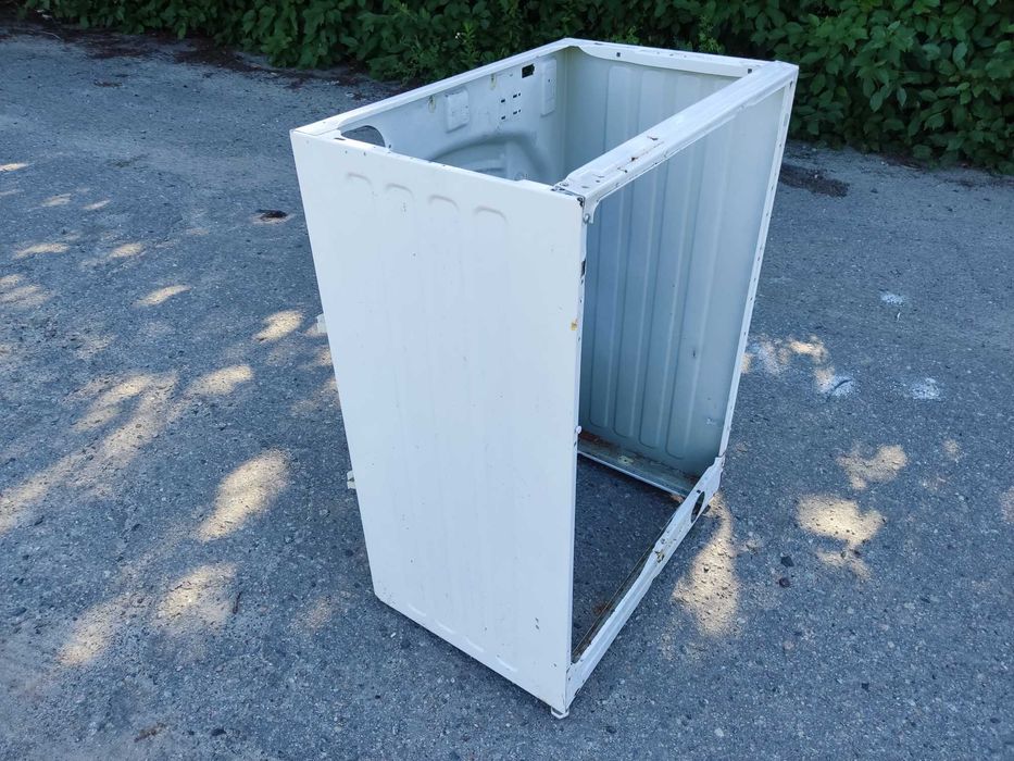 Корпус стиральной машинки Whirlpool AWS61212