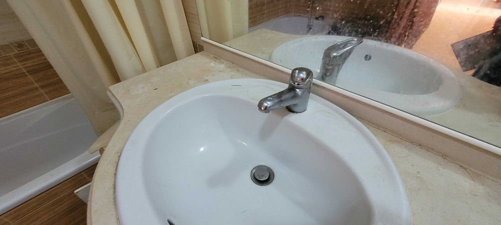 Sanita,bidé,Lavatório,base chuveiro,móvel casa de banho