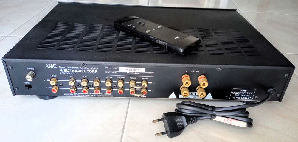 Vendo Amplificador Integrado AMC 3050a