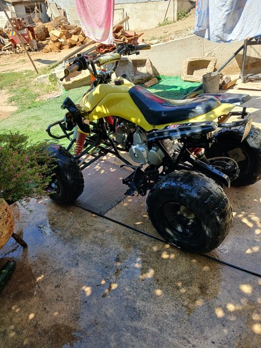 Vendo moto 4 110cc