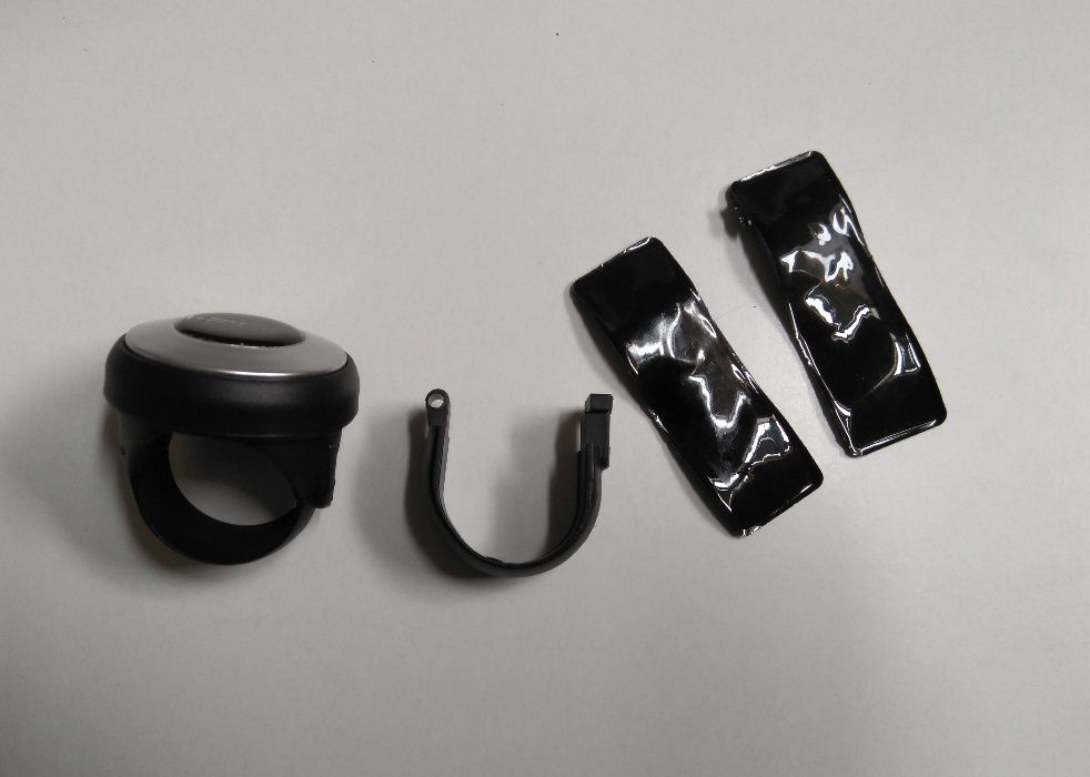 Pequena bola para volante, universal