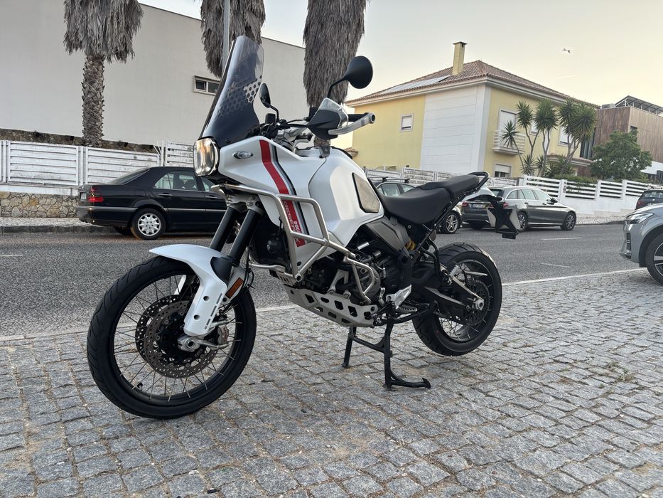 Ducati Desert X Full Akrapovic