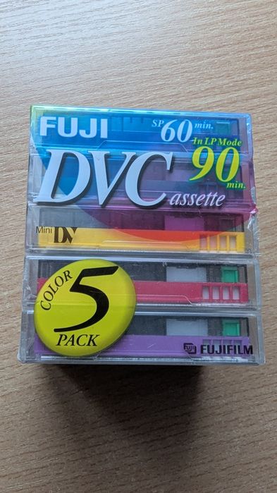 Касети DVC FUJI 5 штук в упаковці.