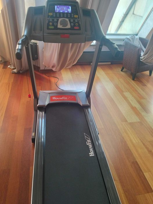 Продам Беговую дорожку HousenFit HT 91144E1