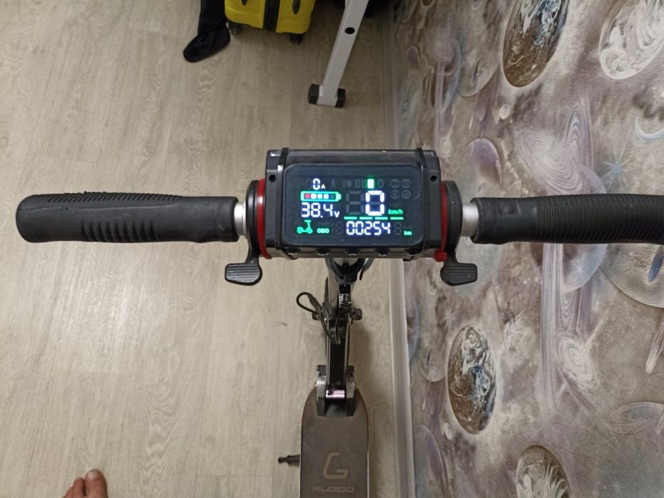 Електросамокат Kugо S3 Pro