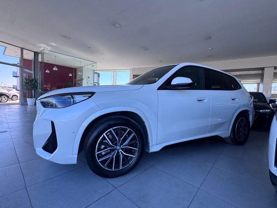 BMW iX1 xDrive30 M Sport Pack