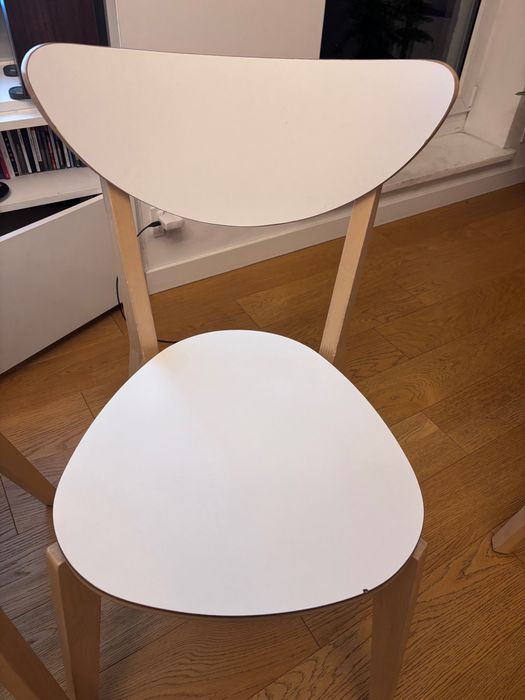 Nowoczesny stół + 4 krzesła