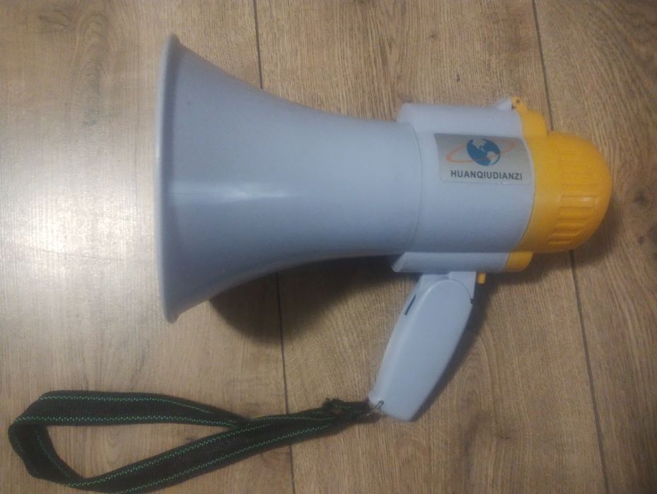 Громко говоритель