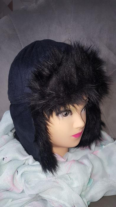 H&M pilotka czarna czapka 56 M futrzana