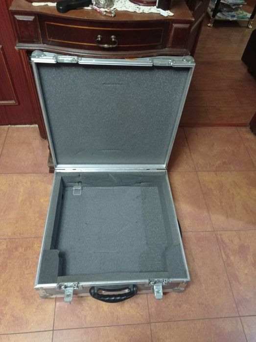 Flight case/caixa profissional de transporte