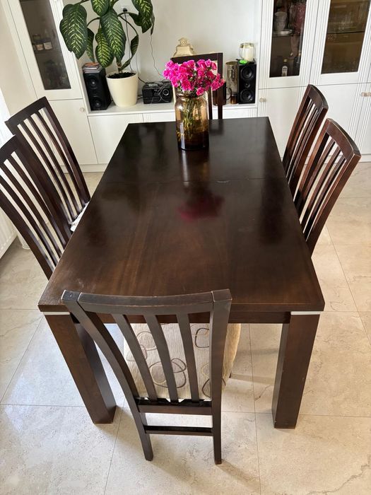 6 krzeseł plus stół gratis!