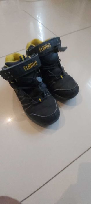 Buty marki Elbrus Soren Mind WP jr o rozmiarze 29.