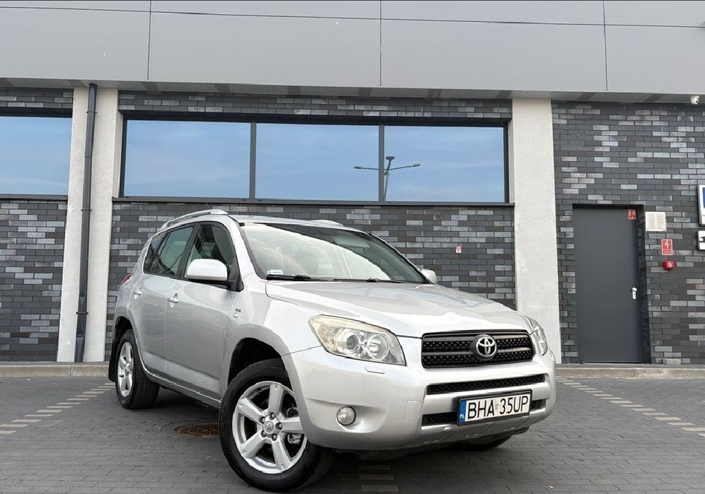 Продам Toyota Rav4 2008