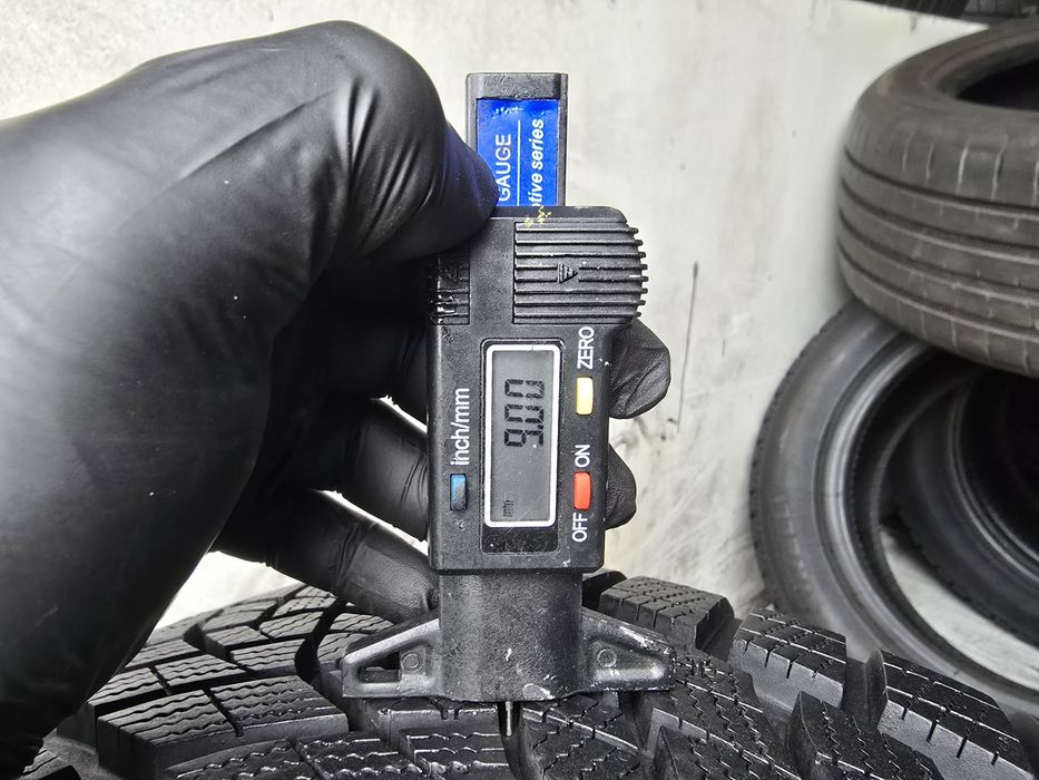 Sprzedam oponę 225/40 18" Goodyear UltraGrip Performance + 9mm 2022r