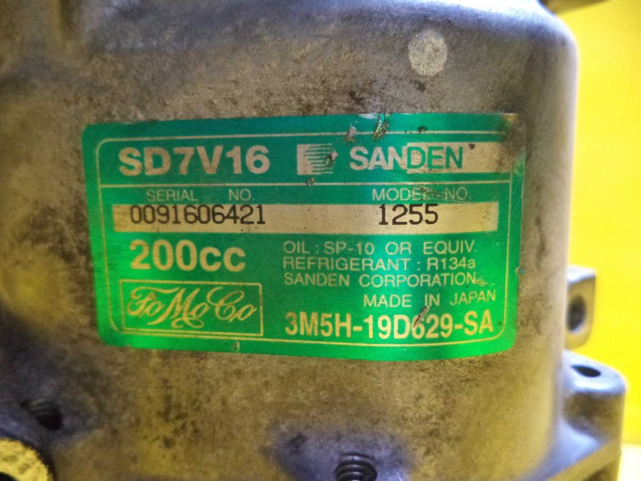 Компрессор кондиционера Ford Focus C-Max Mazda 3 Volvo S40 V50 (1,6 D)