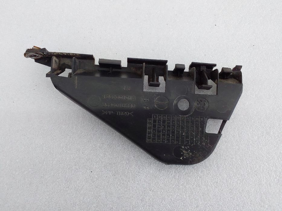 Guia de pára-choques trás esquerdo PEUGEOT 307 (3A/C)