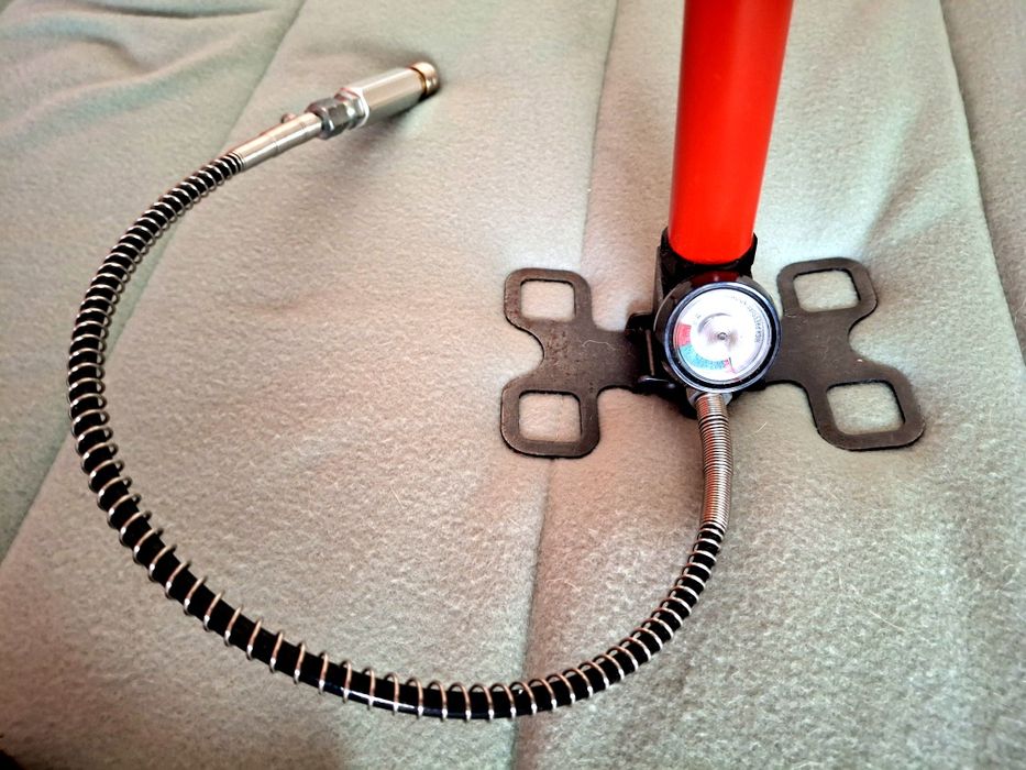 Carabina PCP GAMO RISER 5,5mm + Bomba GAMO