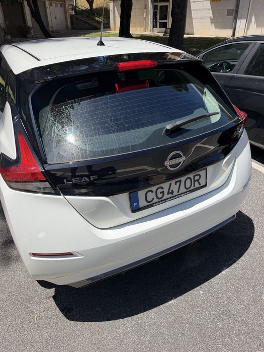 Vendo Nissan Leaf  110kw