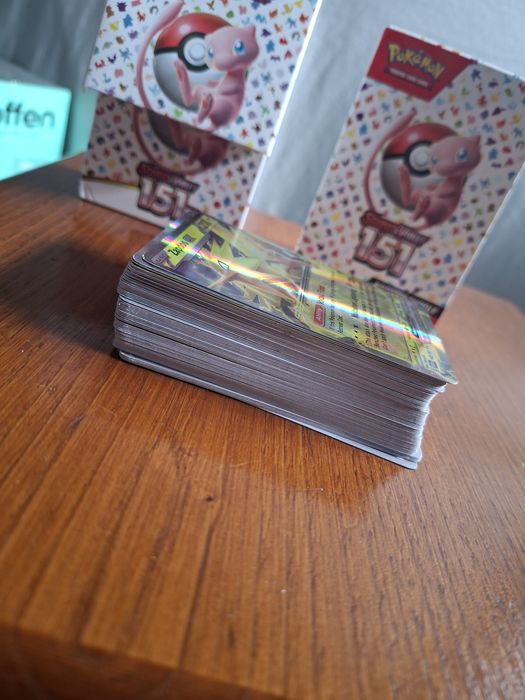 Vendo box de pokemon