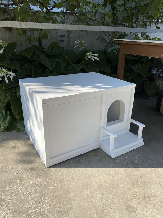 Вуличний будинок для тварин. Тепла будка для кота. Будка для собаки.