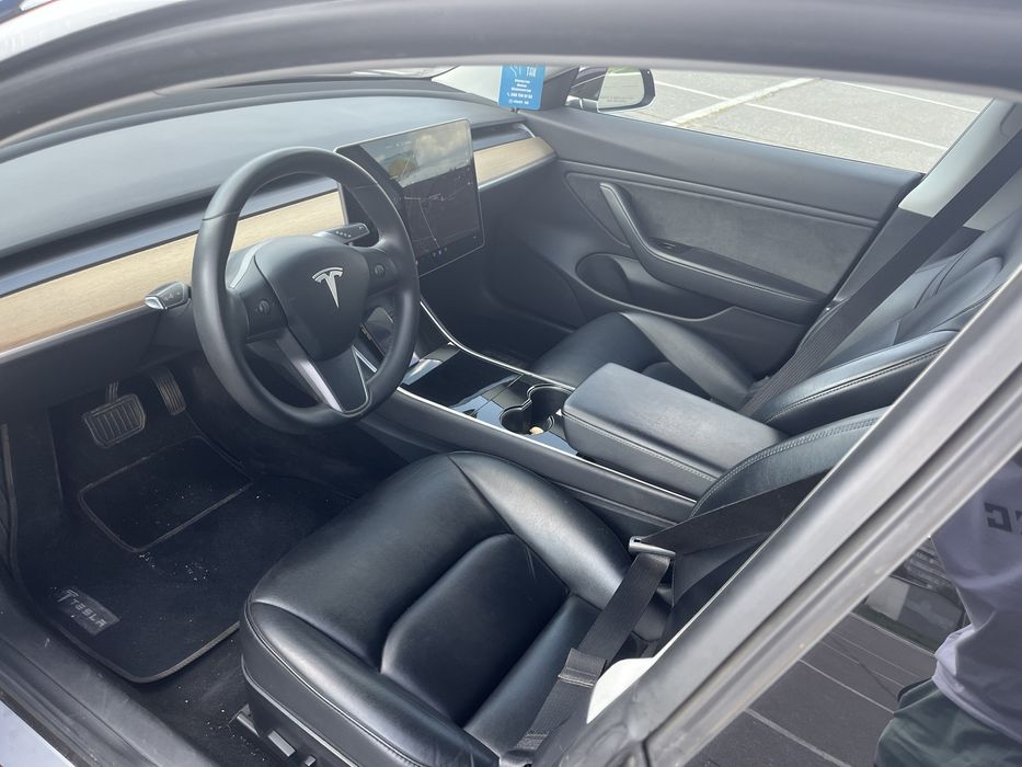 Tesla model 3 Standart Plus